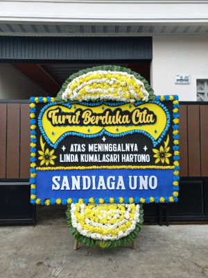 Papan Bunga Duka di Lembah Bawang